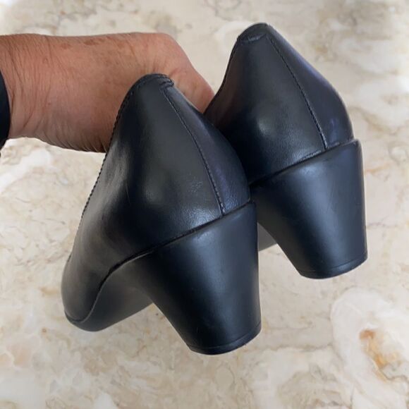 Easy Spirit Catava Comfort Leather Loafer Pumps - Picture 10 of 13